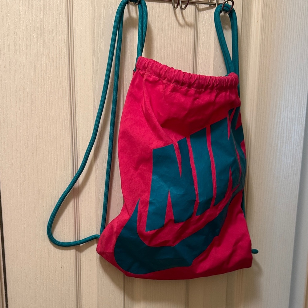 Nike Fuchsia and Teal Drawstring Backpack